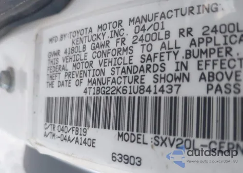 2001 Toyota Camry Le z USA, uszkodzony, nr VIN 4T1BG22K61U841437